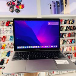 MacBook Pro 2020 2TB 32Ram