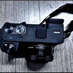 Sony a6700