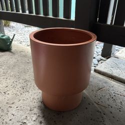 Large Rust-Colored Plant Pot With Base