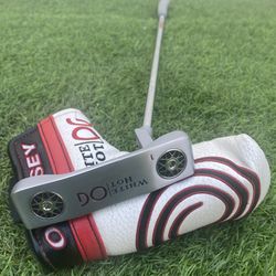 Odyssey White Hot OG 1 Blade Putter With Head Cover