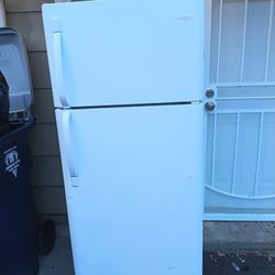Refrigerator 18 Ft