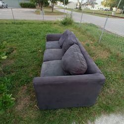 Free Havertys Couch 