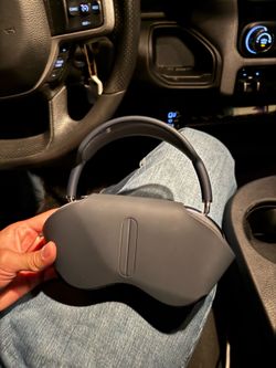 AirPods Max