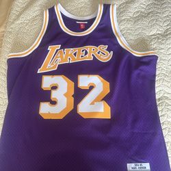 Lakers Jersey 