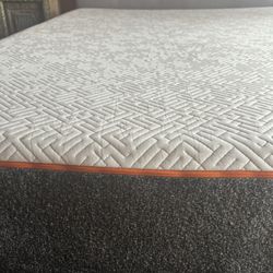 California King Memory Foam Mattress