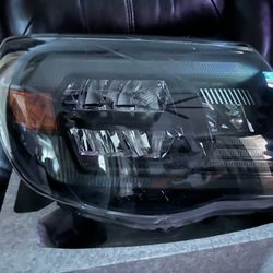 AlphaRexx Luxx Series Headlights Like New