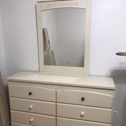 Dresser And Mirror For Sale 