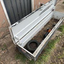 Truck Bed Tool Box 