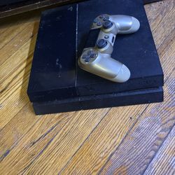 PlayStation 4 With Controllers