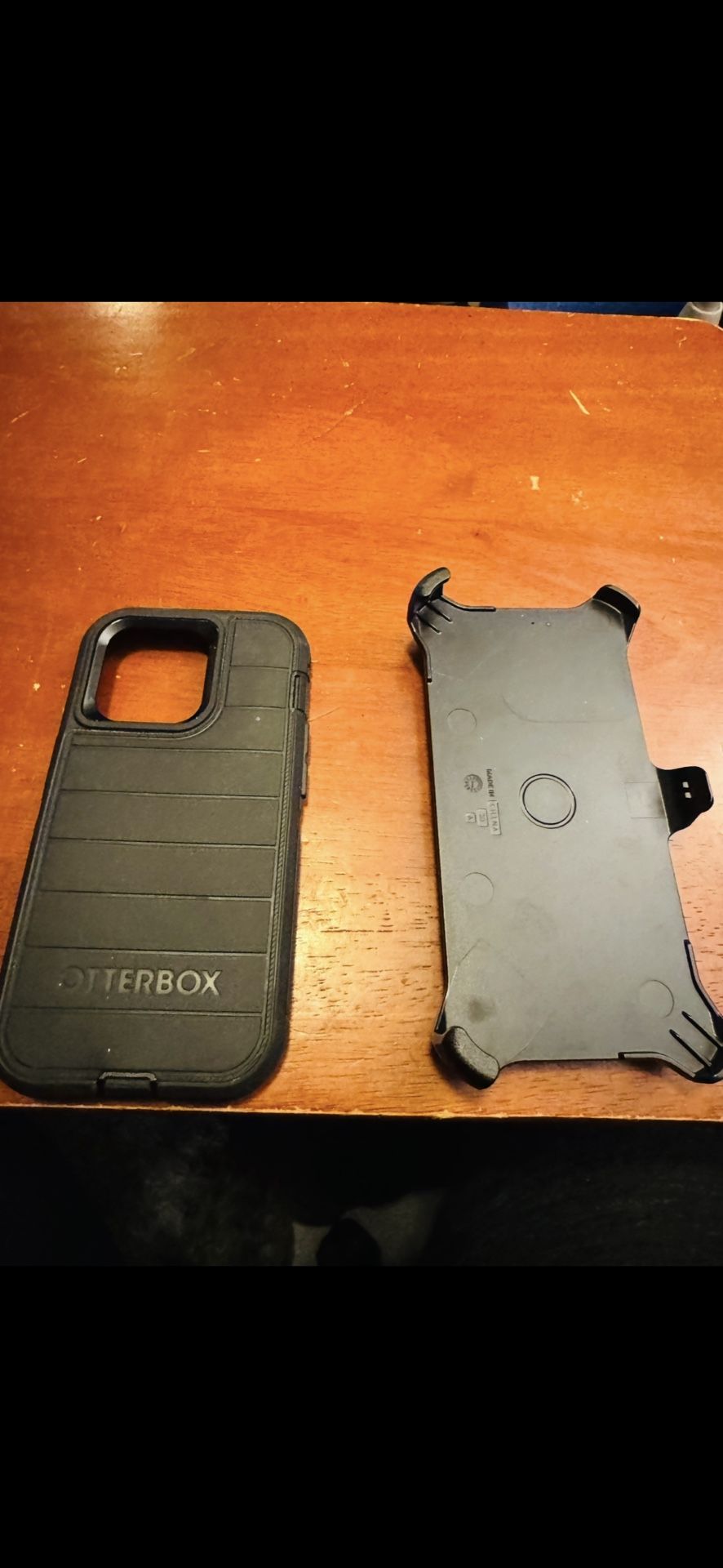 iPhone 14 Pro OtterBox Defender Pro Phone Case