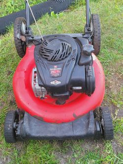 21" Cut Yard Machine Lawnmower $50