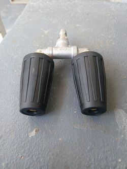 Pressure washer tip