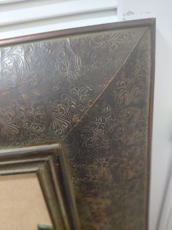 Large mirror......FREE!
