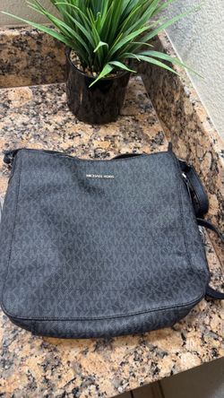 Michael Kors Crossbody Bag