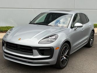 2022 Porsche Macan