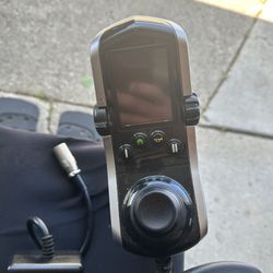 Electric Power wheelchair Quantum Edge 2.0 wheel chair with Seat Lift