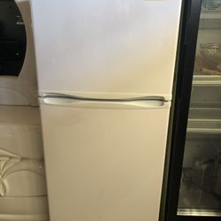Magic Chef Fridge 
