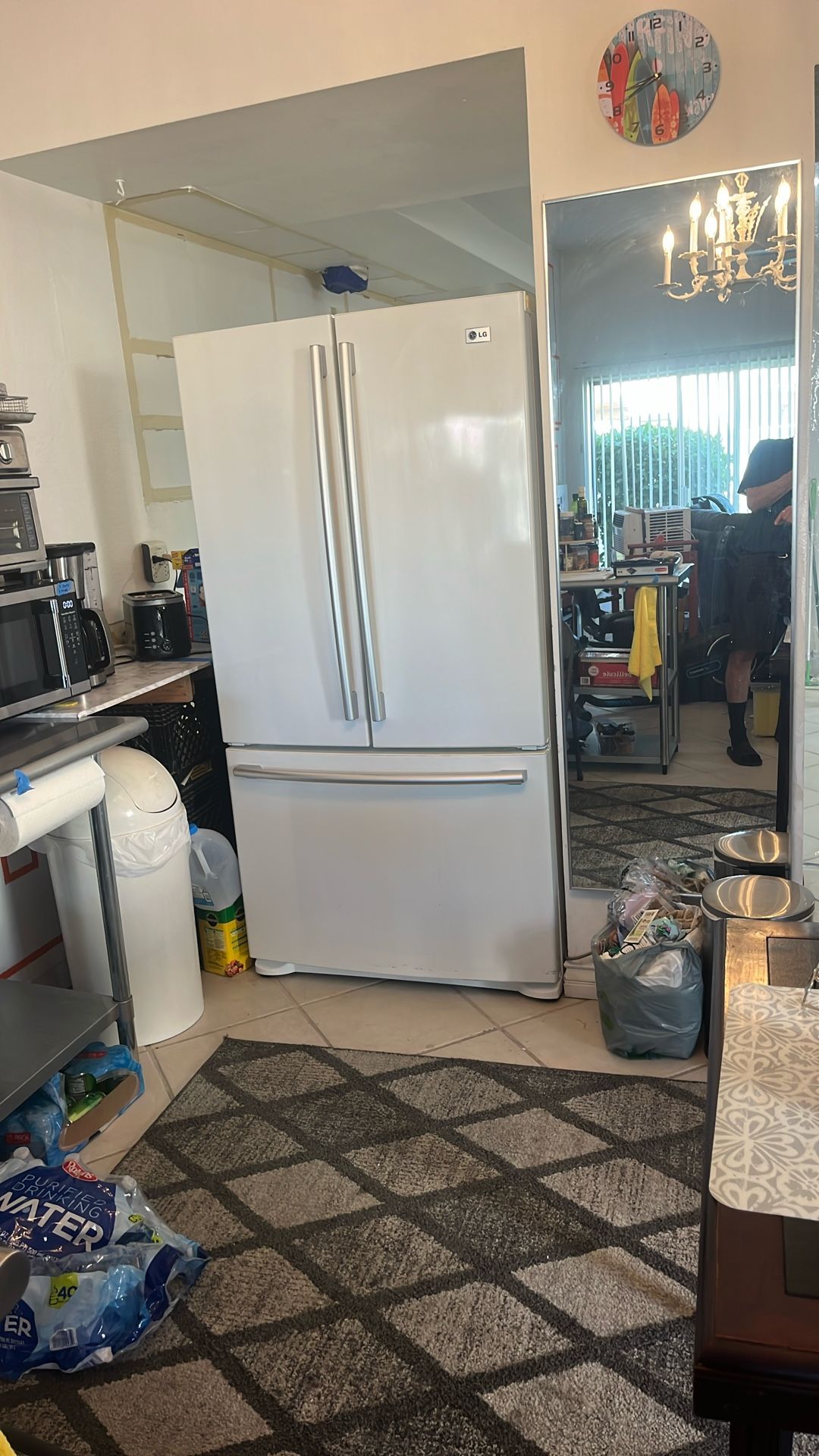 LG Refrigerator With Ice https://offerup.co/faYXKzQFnY?$deeplink_path=/redirect/ Great!