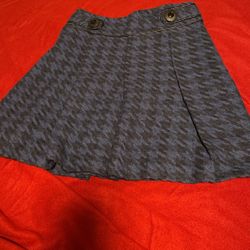 Size Small Thigh Length Skirt