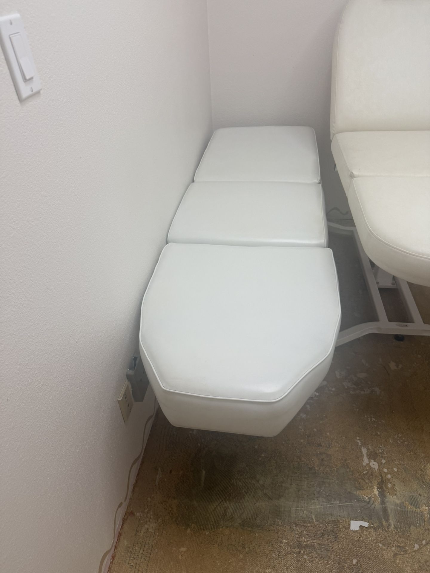 Spa Chairs (3) Free 