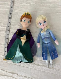 Two Disney frozen cloth dolls Anna Elsa