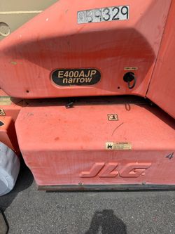 JLG E400AJP Narrow Electric Boom Lift