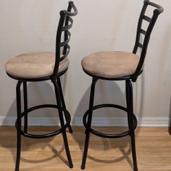 Rotating Metal Bar Stools