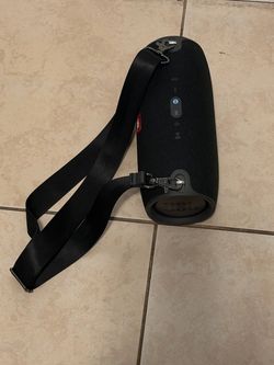 JBL Xtreme,ultra- working condition , first person that brings $75  firm for everything take it Costa Mesa