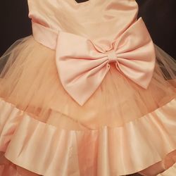 New $15 Girls Dress Size 9-12 Months