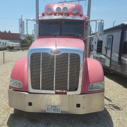 2007 Peterbilt 386 6x4 T/A Sleeper Truck Tractor