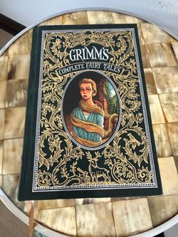 Book Grimm’s Complete Fairy Tales
