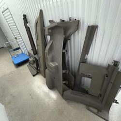 1998 E350 Ford Club Wagon Interior Trim & Seat Belts