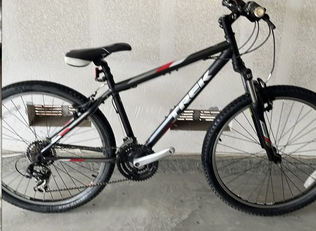 Trek Mountain Bike