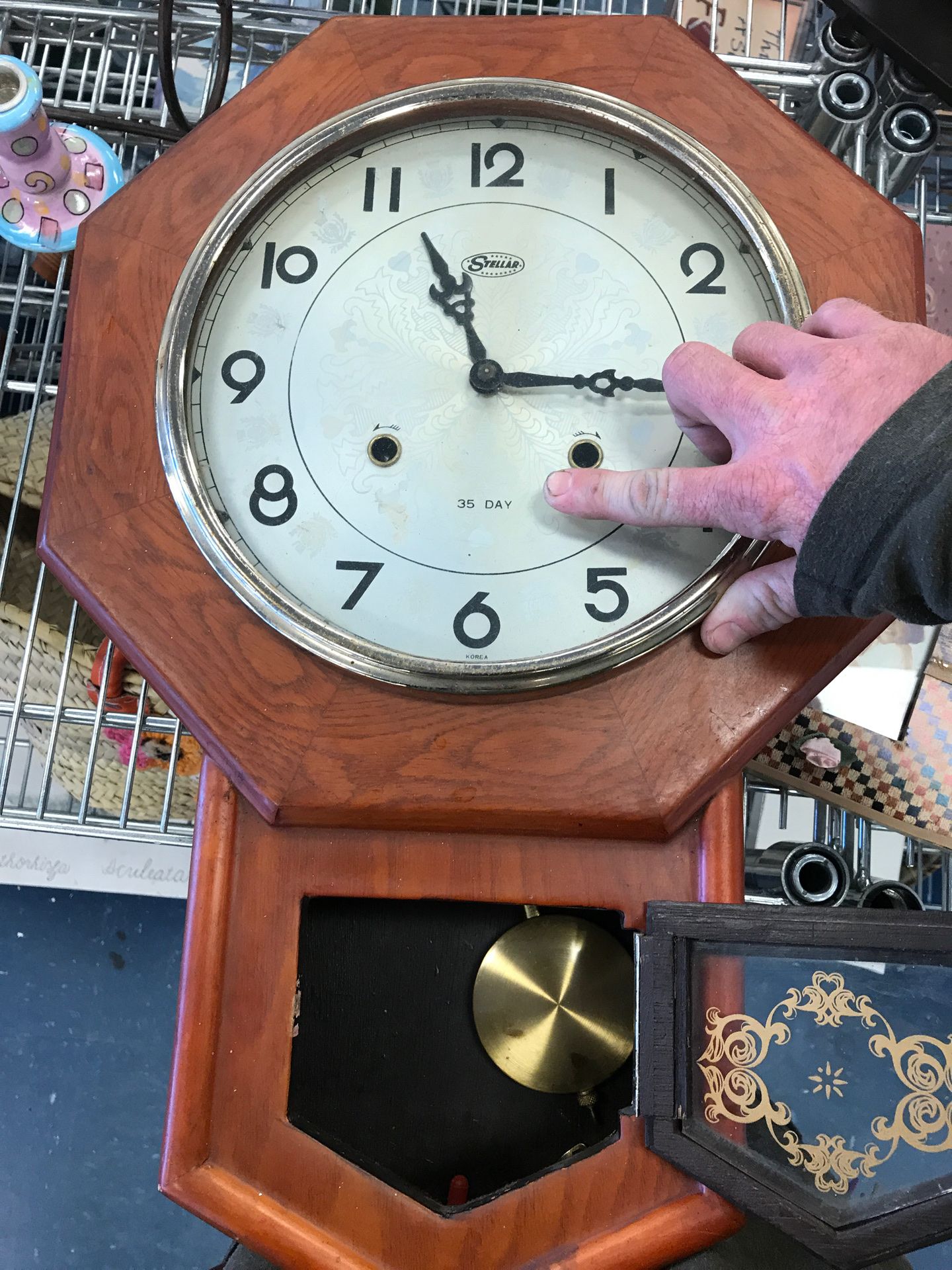 Stellar antique clock