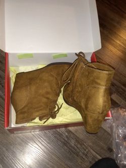 Brown wedges size 10