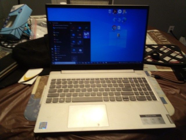 Lenovo Laptop 