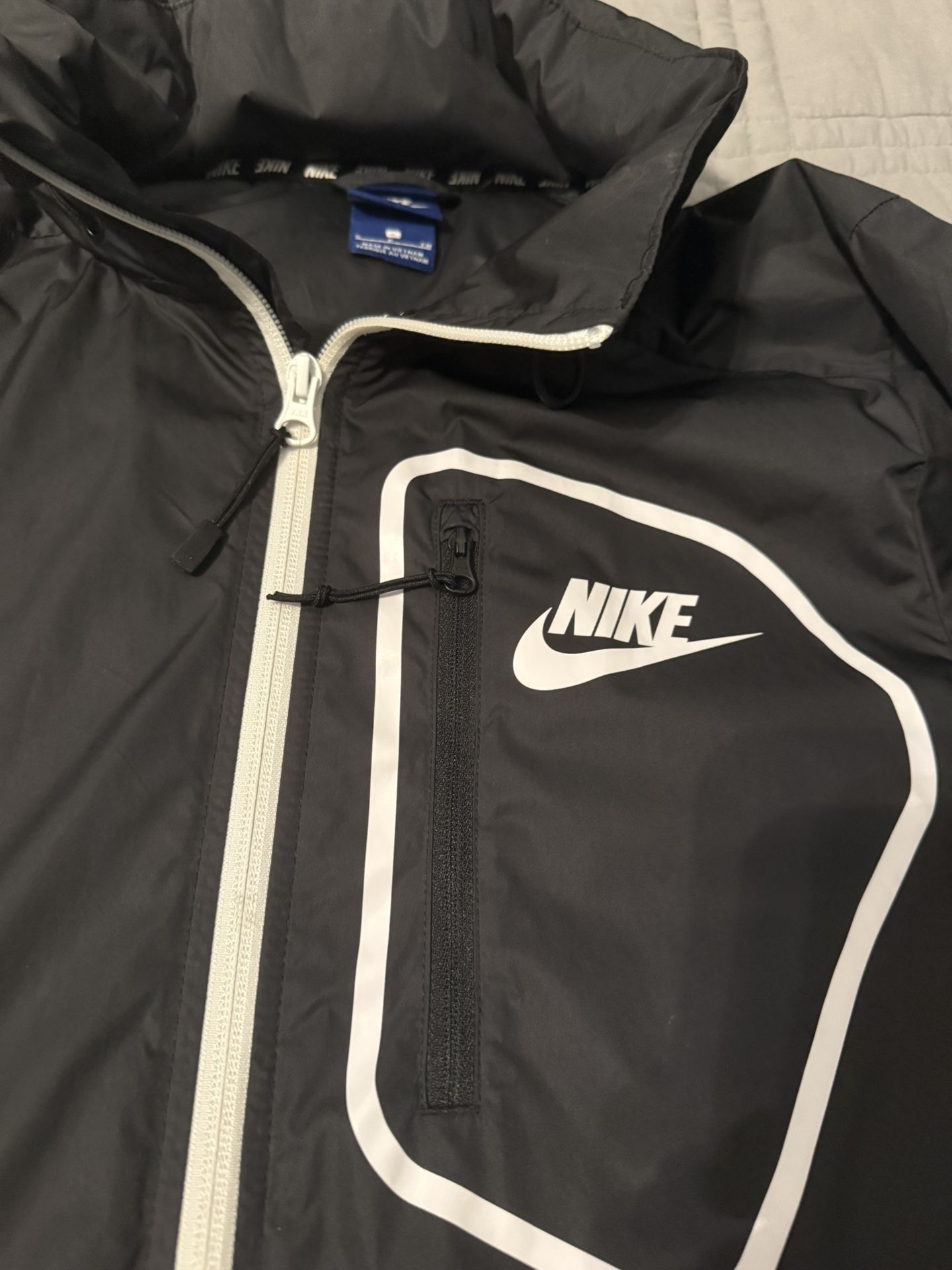 Black Nike Wind Breaker