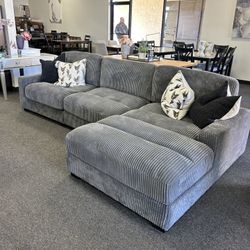 Grey Modular Sectional With Large Chaise 