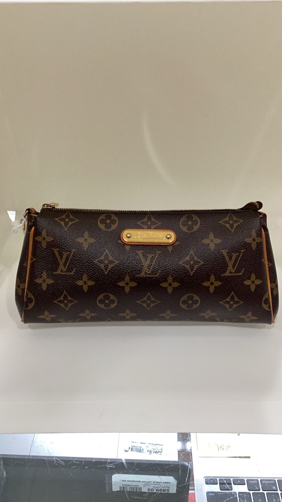Louis Vuitton Handbag Poche