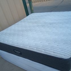 Beautyrest Silver King Mattress And Box Spring 