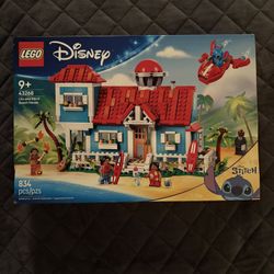 Unopened Lego Lilo and Stitch Beach House 43268