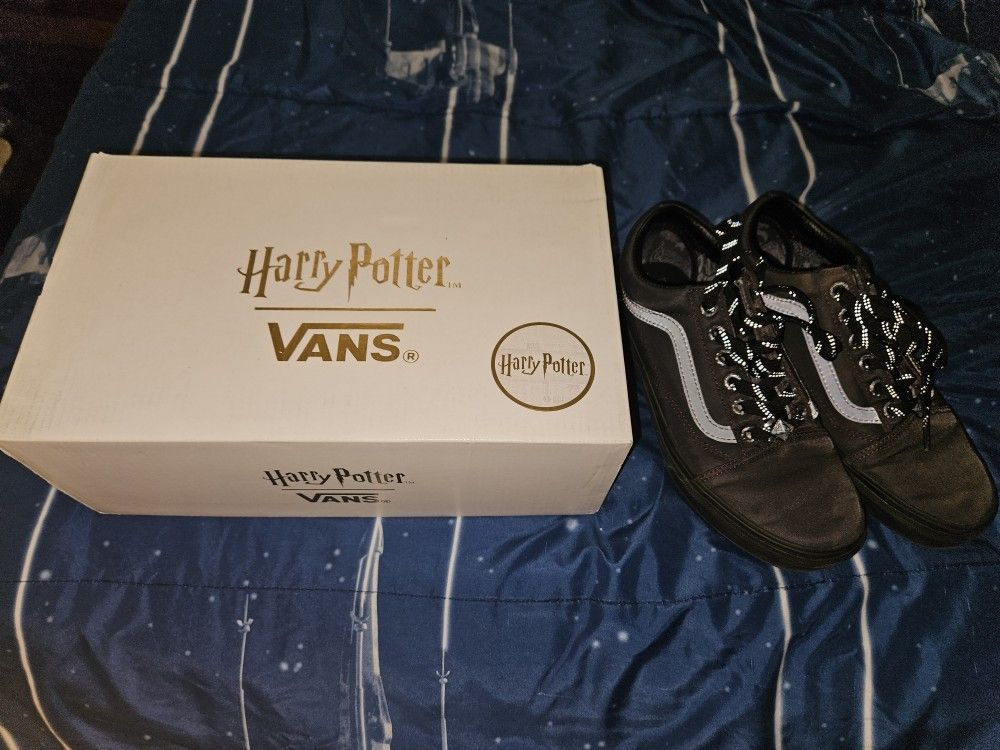 Vans Harry Potter Deathly Hallows Shoes (M 5.5 - W 7.0)