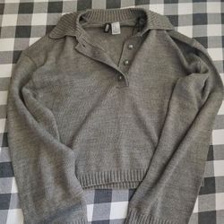 H&M gray sweater