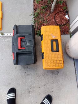 2 Tool Boxes 10$