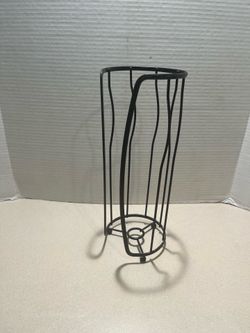Toilet paper holder