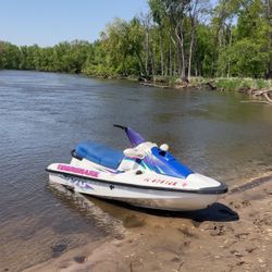 1995 Tiger Shark 770 Jetski