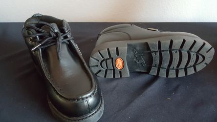 Lugz boots size 4 for boys