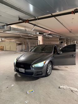 2015 Infiniti Q50