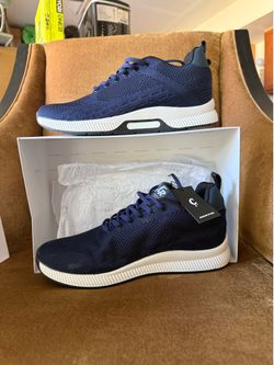 Navy Blue Conzuri running shoes