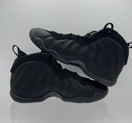 Nike little posite one sz 7